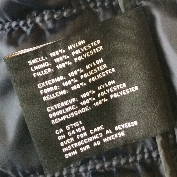 LIKE NEW!! GUESS Lightweight Puffer Navy (XS/TP) - Picture 8 of 8